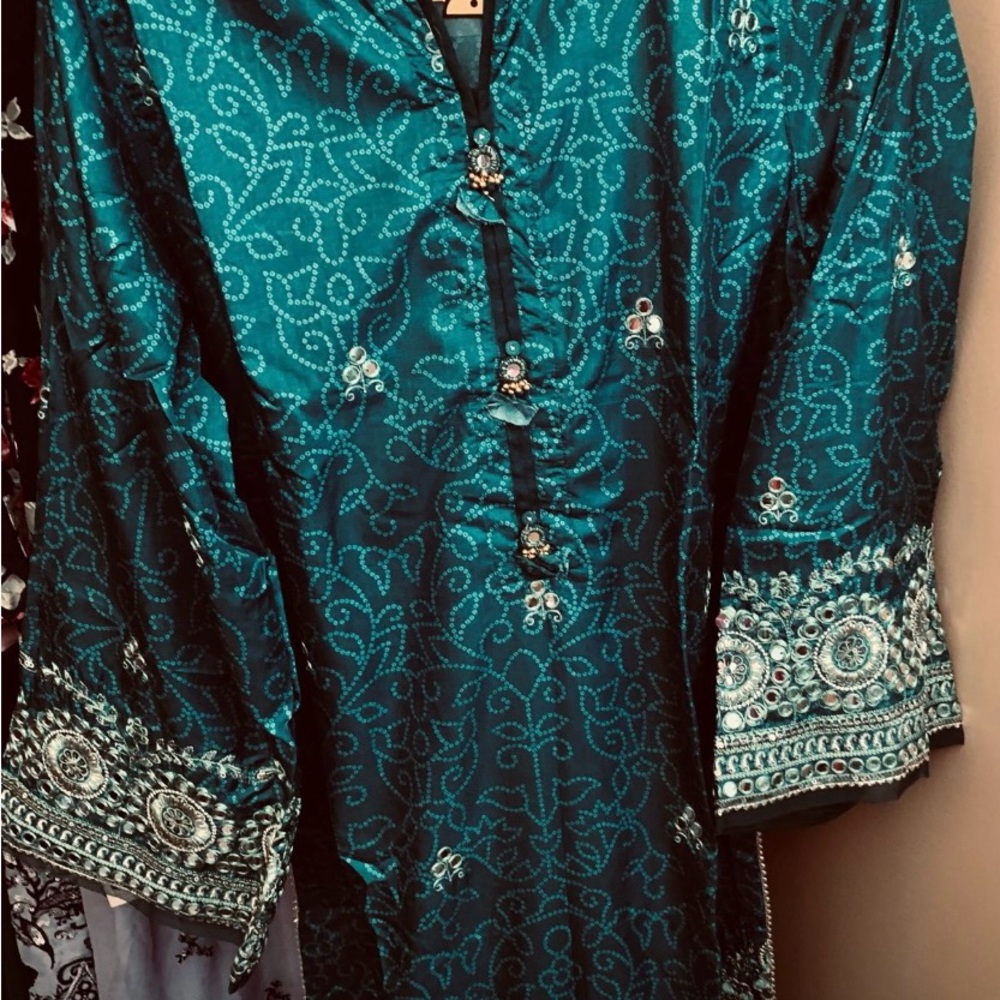 Silk blend Pakistani dress/J.